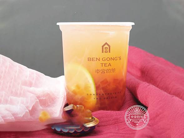 Peach tea cube / 蜜桃果⽴⽅